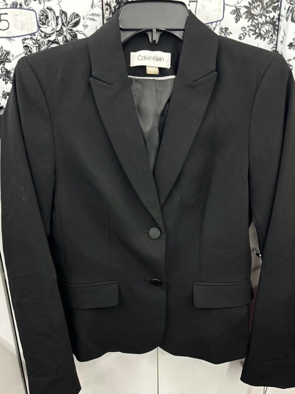 Calvin Klein Women's Black Tailored Blazer Size 8